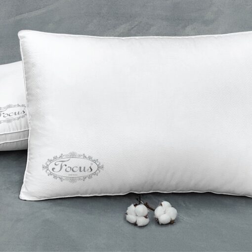 Hilton Jacquard Pillow 75×50cm