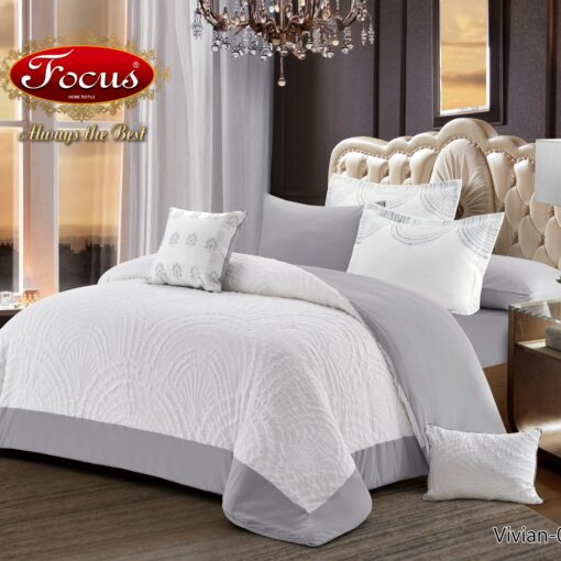 Comforter Vivian King